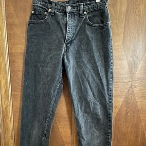 Black Levi’s Mom Jeans